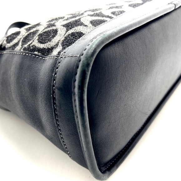 *RARE* Vintage Coach! 🖤 2000 Wool & Leathered Tote - Picture 6 of 15